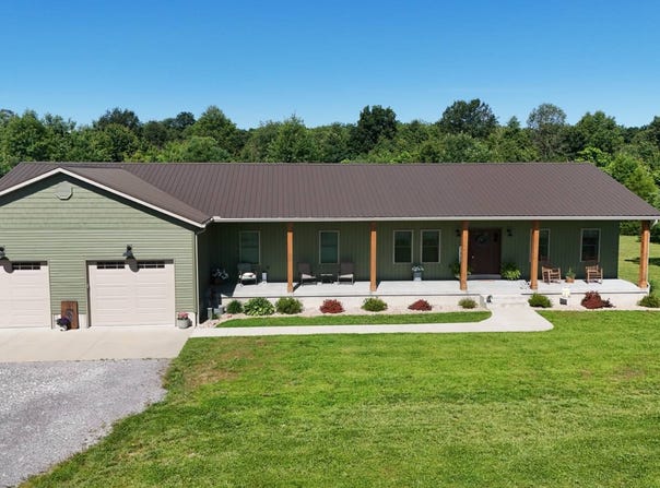 1771  Co Rd 1025 E, Cisne, IL 62823
