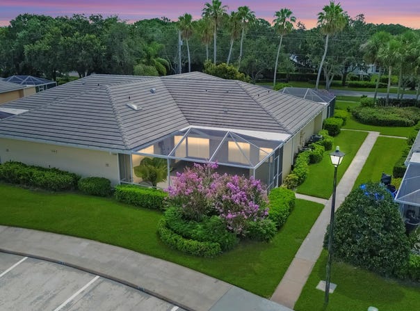1246 NW Sun Terrace Circle, Port Saint Lucie, FL 34986
