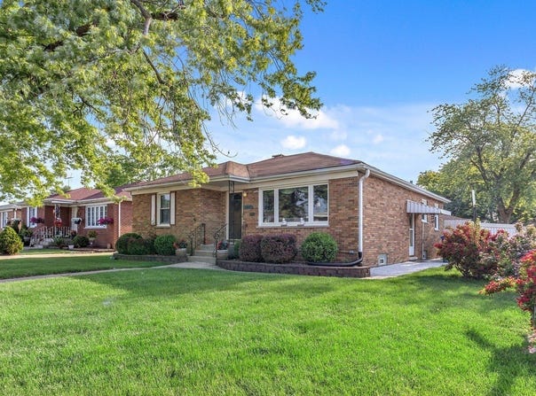 15920 Carol Ave., Harvey, IL 60426