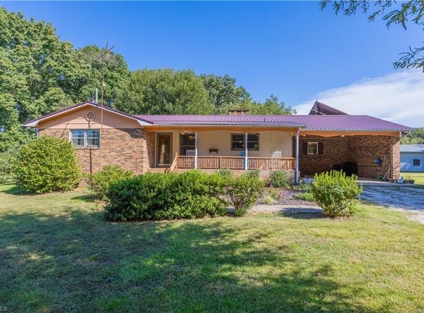 1839 Upper Road, Seagrove, NC 27341