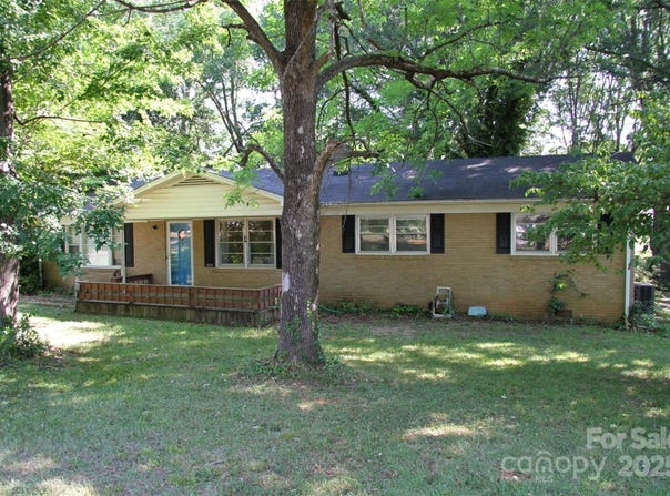 1619 Drywood Circle, Lancaster, SC 29720