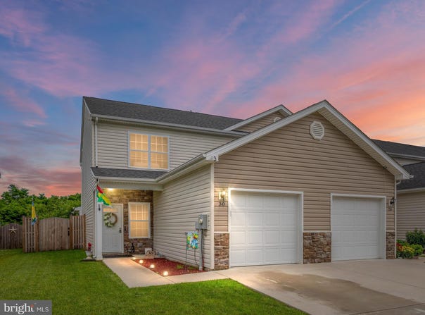 30 BEAULAH COURT, BUNKER HILL, WV 25413