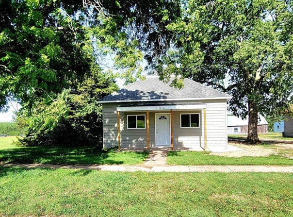306 Maple St, Lebanon, KS 66952