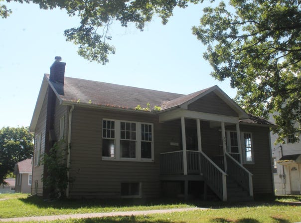 407 S Beveridge Street, Carbondale, IL 62901