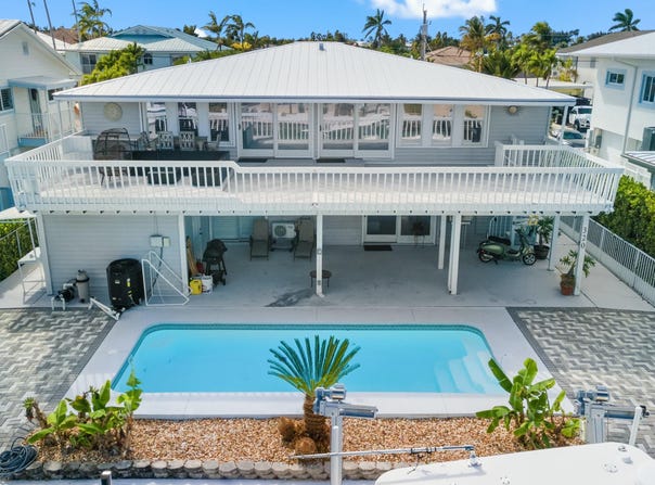 320 5Th Street, Key Colony, FL 33051