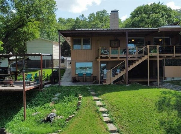 450 LAKESIDE Drive, Brownwood, TX 76801