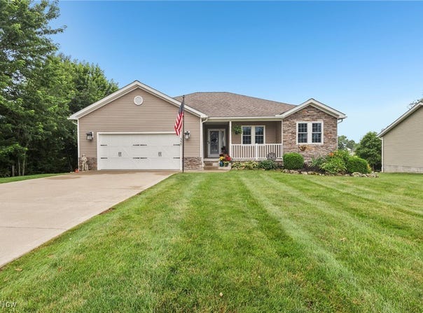 397 Dalton Drive, Wadsworth, OH 44281