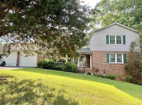 250 N Sequoia Blvd, Florence, AL 35630