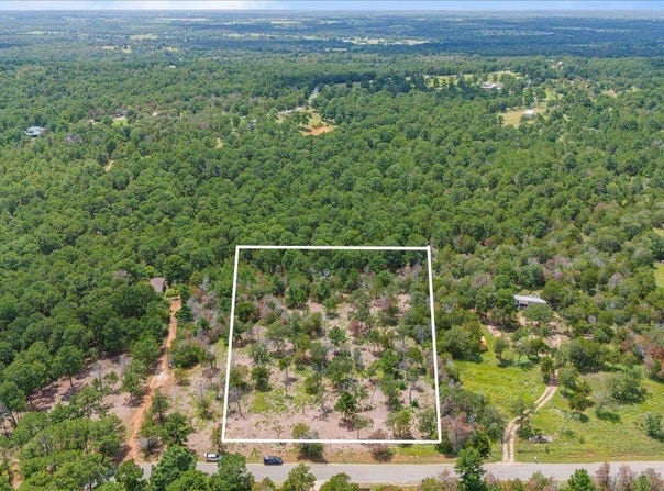 Pine Valley Loop, Smithville, TX 78957