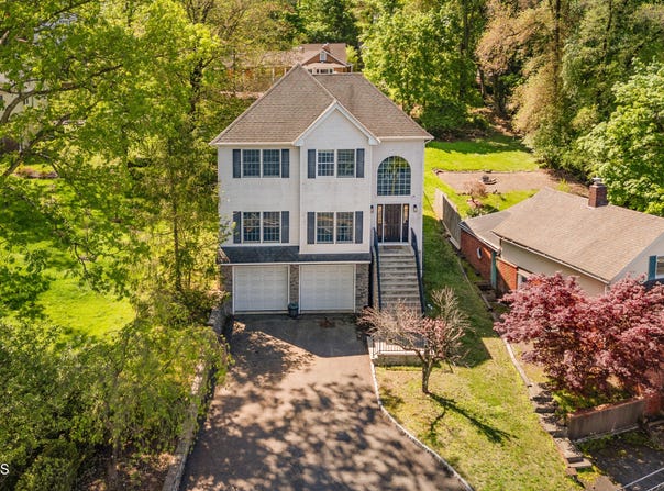 91 Mountain Boulevard, Watchung, NJ 07069