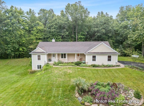 1675 Parnell Avenue SE, Ada, MI 49301