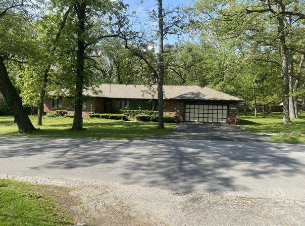 1903 Richton Road, Steger, IL 60475