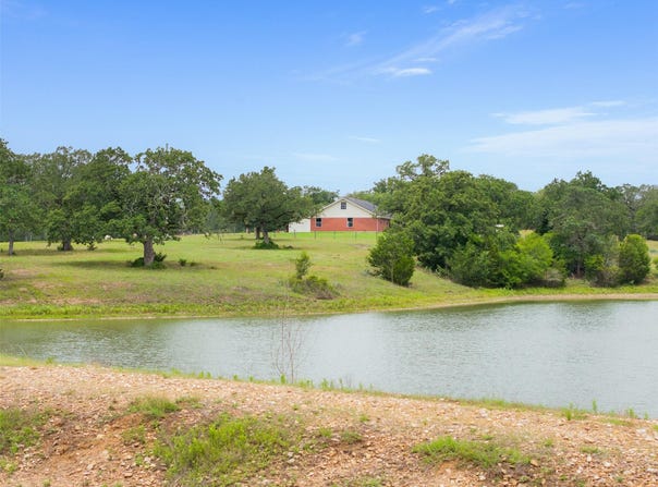 7715 FM 153 Highway, La Grange, TX 78945