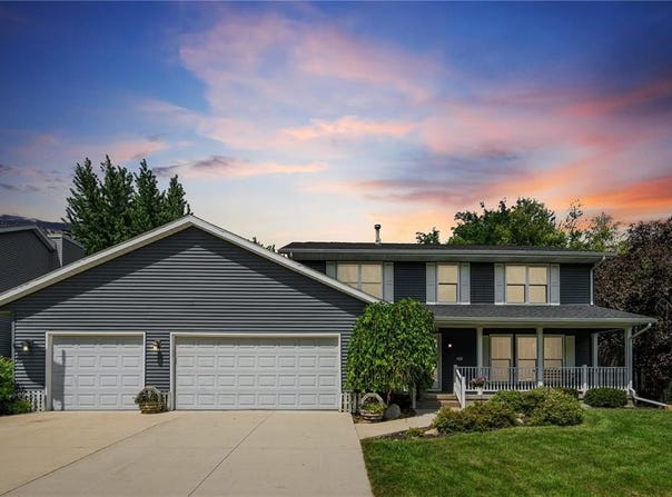 364 Willshire Court NE, Cedar Rapids, IA 52402