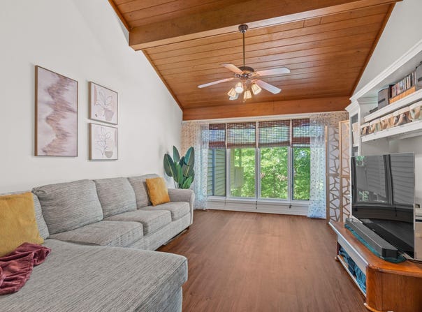 90 SilverPoint Unit 4 Drive, Mount Ida, AR 71957