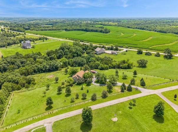 1694 McBride Ridge Court, Winterset, IA 50273