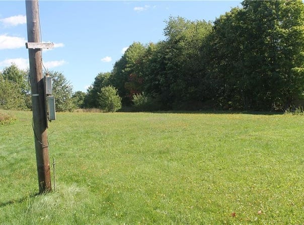 1027 US Hwy 1, Littleton, ME 04730