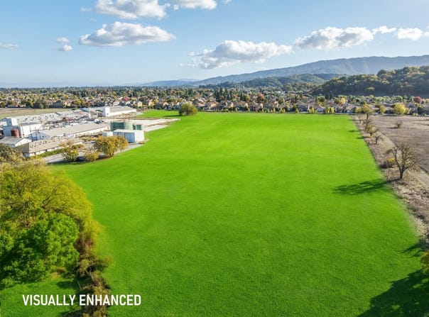 1180 Day RD, GILROY, CA 95020
