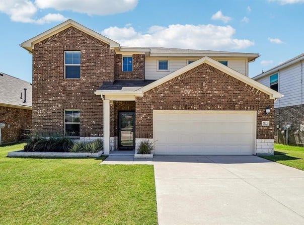 2533 Real Quiet Drive, Forney, TX 75126