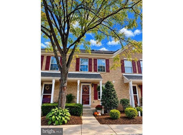 3621 NANCY WARD CIR, DOYLESTOWN, PA 18902