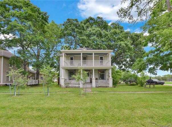 118 7th Street, Baldwin City, KS 66006