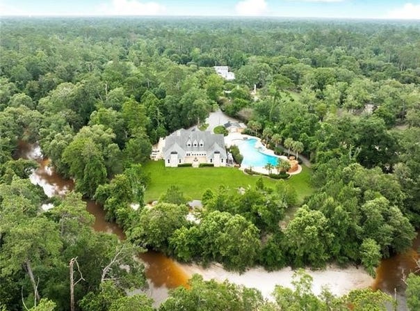9 MAGNOLIA GARDENS Drive, Covington, LA 70435