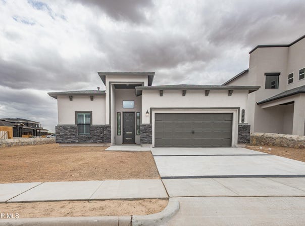 6032 Fall Ridge, Sunland Park, NM 88008