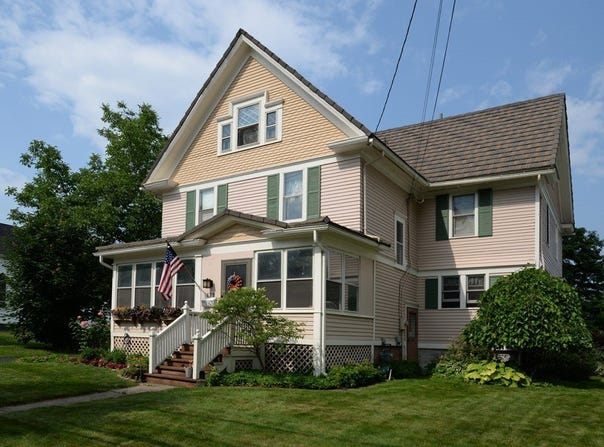 175 Lake Avenue, Parma, NY 14468