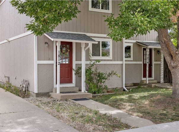 1812 Lincoln Dr, Longmont, CO 80501