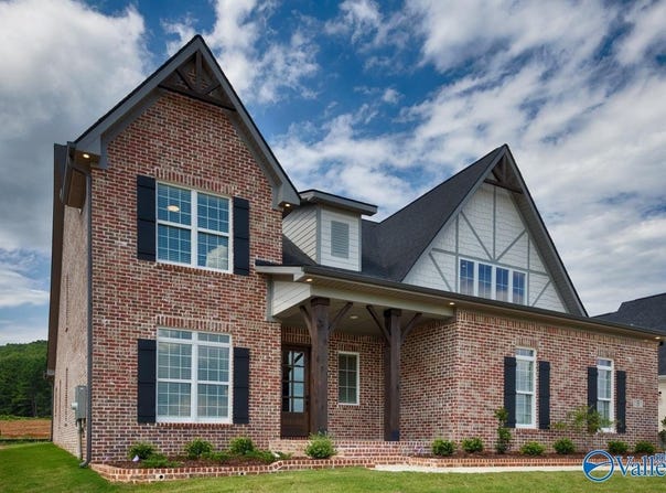 3 Devereux Place, Gurley, AL 35748
