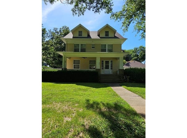 207 S Ives Street, Highland, KS 66035