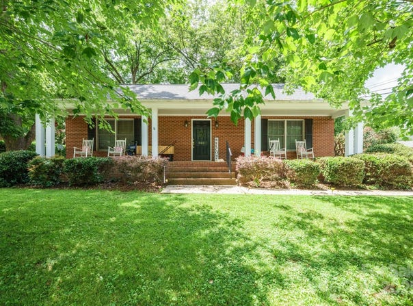 360 S Brady Avenue, Newton, NC 28658