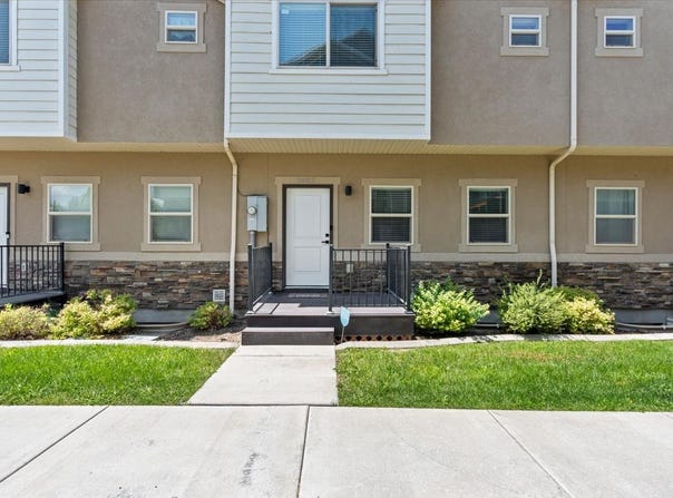3883 S 1605 W, West Valley City, UT 84119