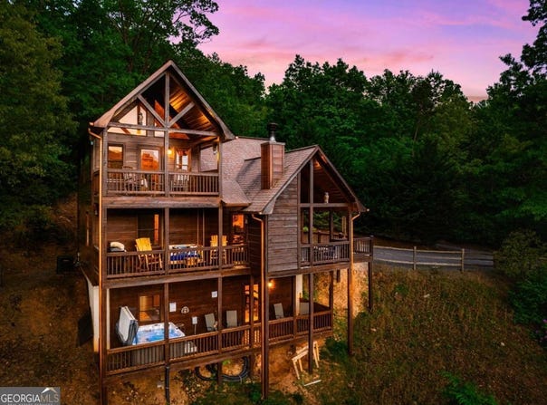 273 Deer Crest Heights, Blue Ridge, GA 30513
