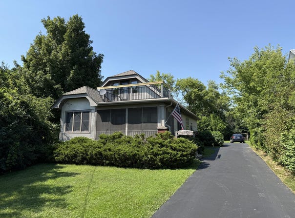 26044 W Loomis Rd, Wind Lake, WI 53185