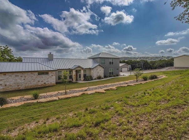 491 Stablewood Ln, Kerrville, TX 78028