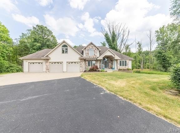4695 Powell Drive, Mount Pleasant, MI 48858