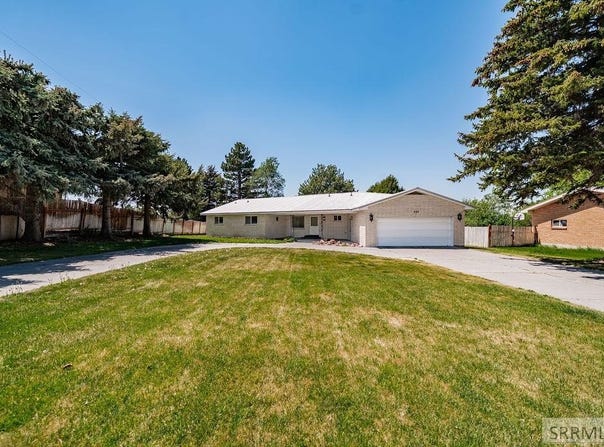 330 S 4th E, Rexburg, ID 83440
