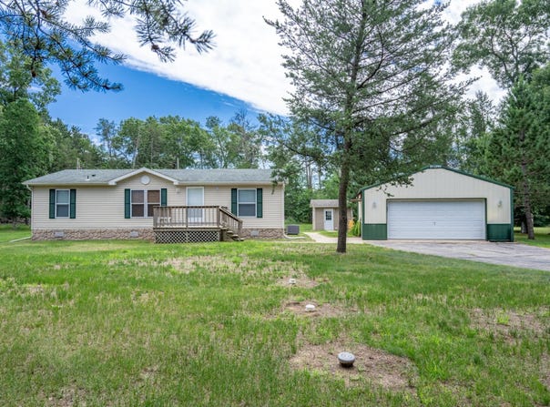 W5611 Alice Lane, New Lisbon, WI 53950