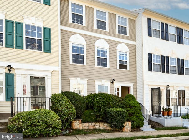 22936 FLEET TERRACE, STERLING, VA 20166
