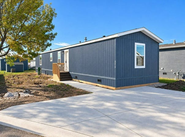 4379 Circlewood Dr, Rapid City, SD 57703