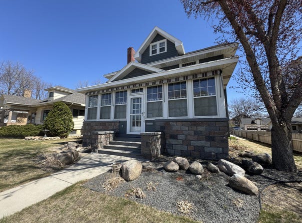 616 Dakota Ave S, Huron, SD 57350