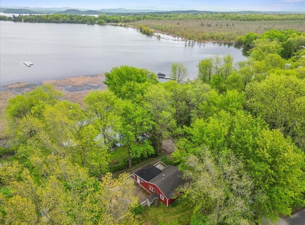 9 Marsh Lane, Colchester, VT 05446