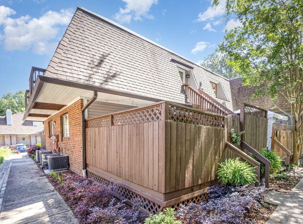 119 Brookberry Circle, Chapel Hill, NC 27517