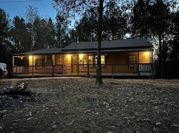420 Lacy Ivy Road, Potts Camp, MS 38659