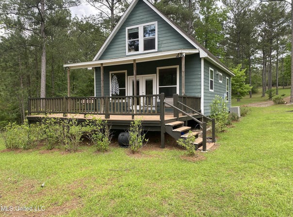 223 Mitchell Road, Leakesville, MS 39451