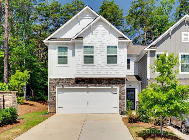 1115 Streamside Lane, York, SC 29745