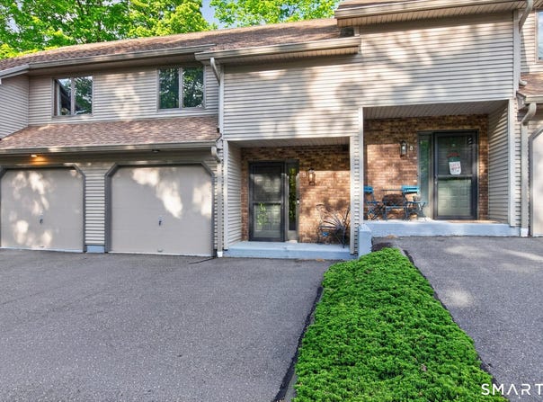 25 Washington Street, Bristol, CT 06010