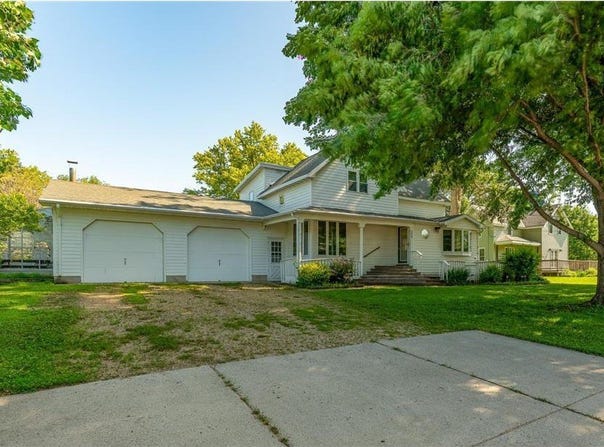 208 Lincoln Street SW, Mapleton, MN 56065