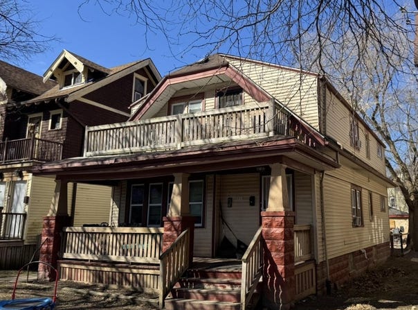 2631 N 47th St, Milwaukee, WI 53210